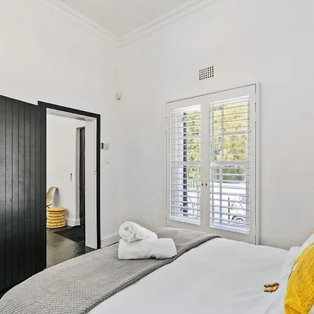 Ty-Bach Cotttage Leafy Newlands Village Cape Town Exterior photo