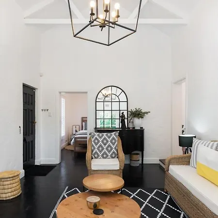 Ty-Bach Cotttage Leafy Newlands Village Cape Town Exterior photo