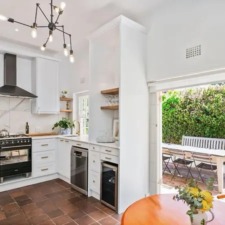 Ty-Bach Cotttage Leafy Newlands Village Cape Town Exterior photo