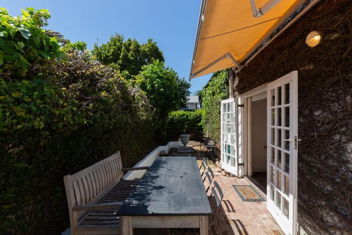 Ty-bach Cotttage Leafy Newlands Village Cape Town