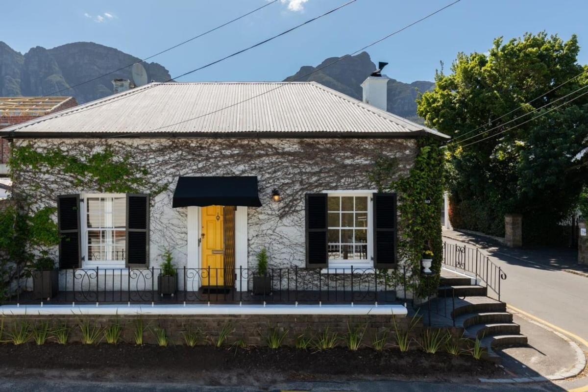 Ty-bach Cotttage Leafy Newlands Village * Cape Town